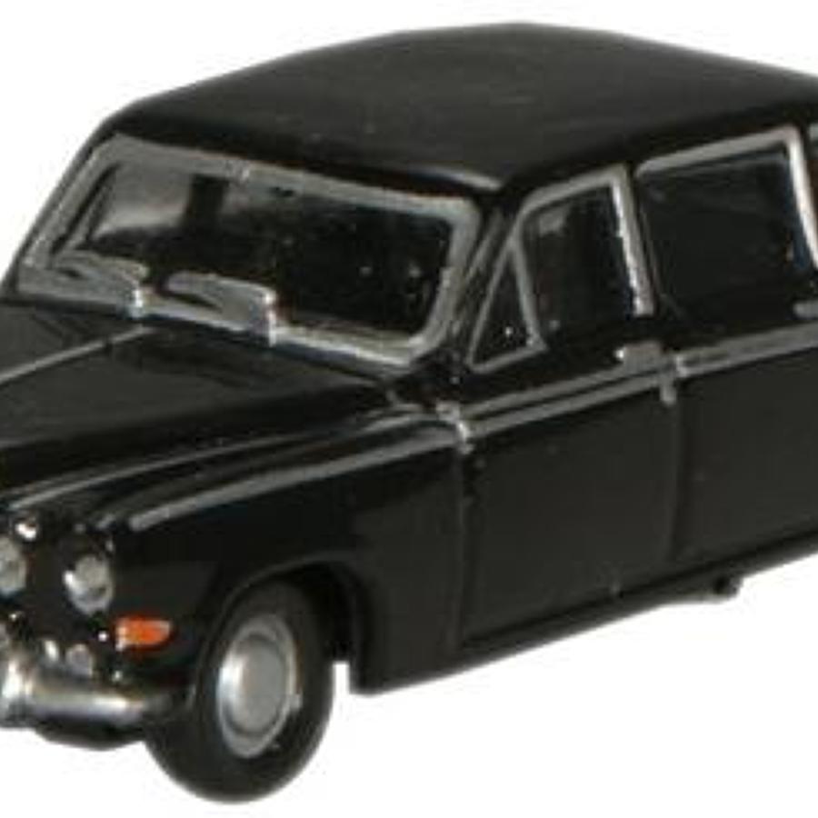 1:148 N Gauge Oxford Diecast  Black Daimler DS420 Limousine.