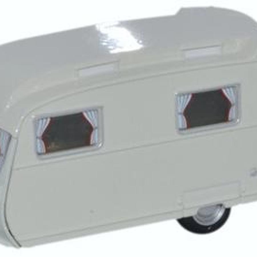 1:76 Carlight Caravan Light Grey