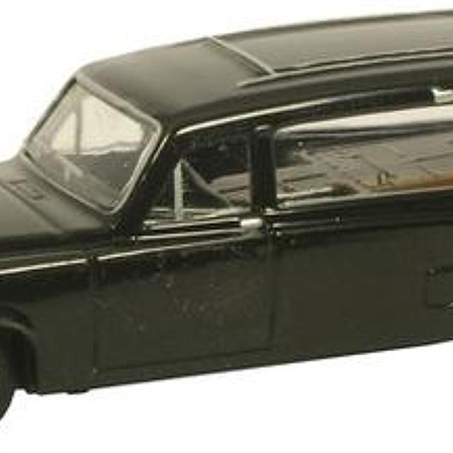 Daimler DS420 Black Hearse